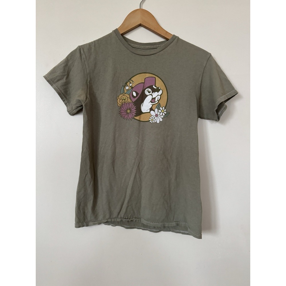 Buccees T Shirt Small Women's Vintage Style Life Is Short Funny Cute